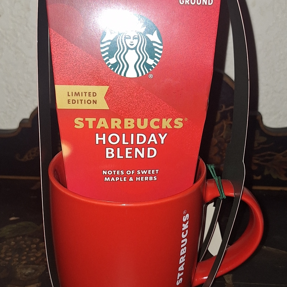 Starbucks Limited Edition Holiday Blend with Red Mug